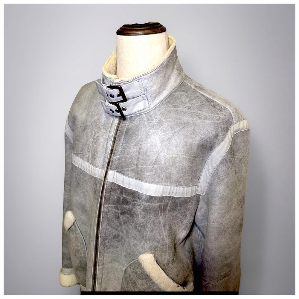Versace Jeans Couture Distressed Shearling Jacket – Gray | Vintage Luxury - Picture 9 of 16